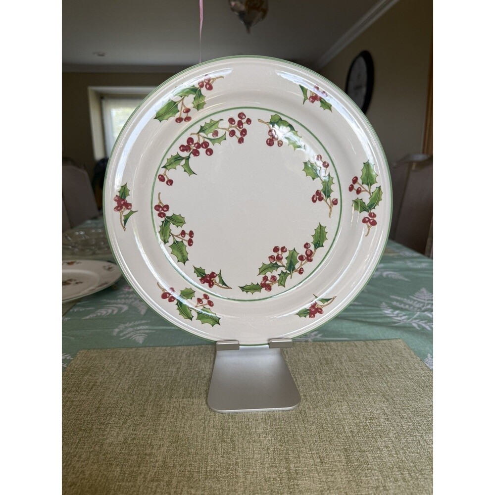 Sango WHITE CHRISTMAS Dinner Plate 10 3/4”, excellent pre-owned condition